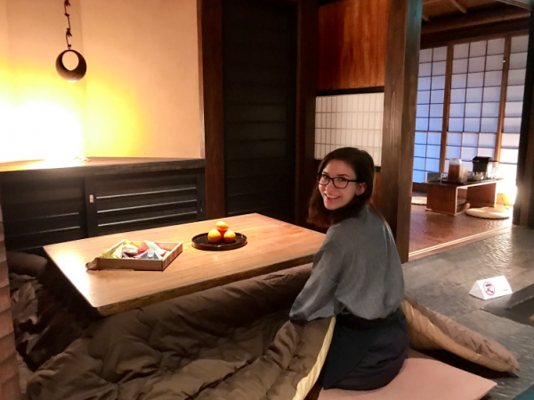 Dapur dengan meja penggorengan irori